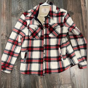 Super soft Sherpa shacket.